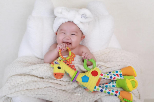 梅州宝宝的口欲期